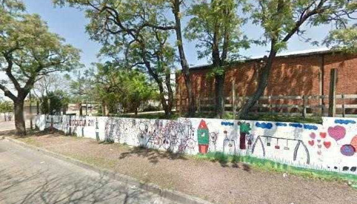 Escuela Publica Ndeg 211 Fotosdeg - Montevideo