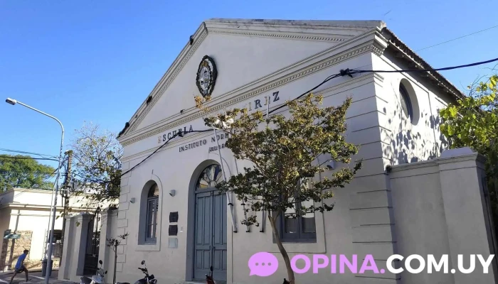 Escuela Ramirez Abierto Ahora - Maldonado