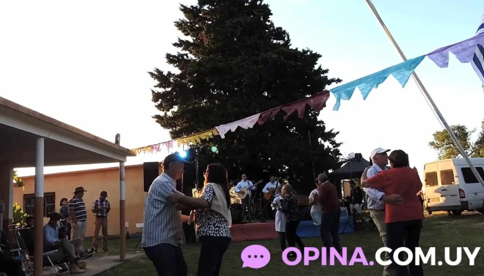 Escuela Rural Ndeg80 Videos - Montes