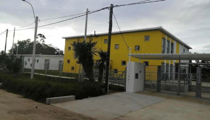 Escuela Tiempo Completo 320 -  Ubicacion - Parque del Plata