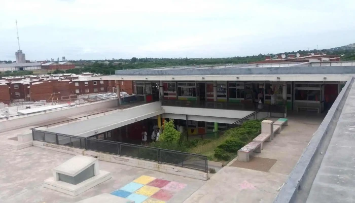 Escuela Tiempo Completo 384 -  Edificio - Montevideo