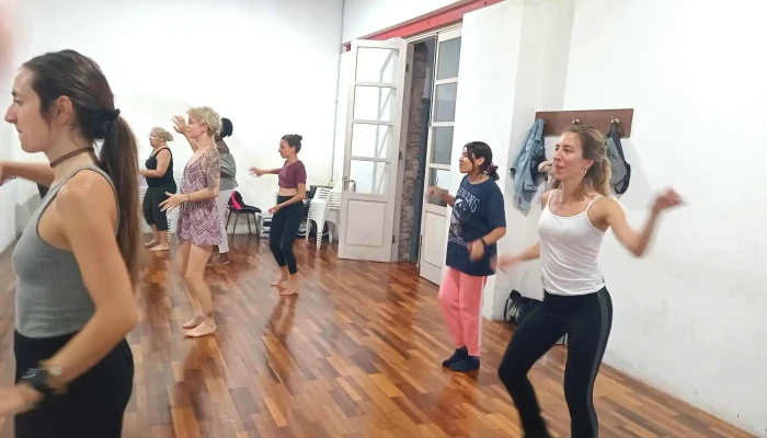 Escuela Virginia Carrizo el arte de bailar Candombe - Montevideo