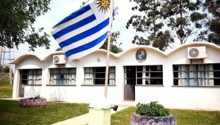 Escuela ° 27 - Mercedes