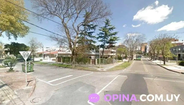 Espacio Moebius Malvín - Av.Gral Rivera