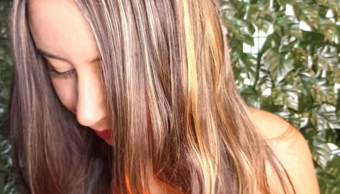 Essenza Peluquería - 15000 Gral. Líber Seregni