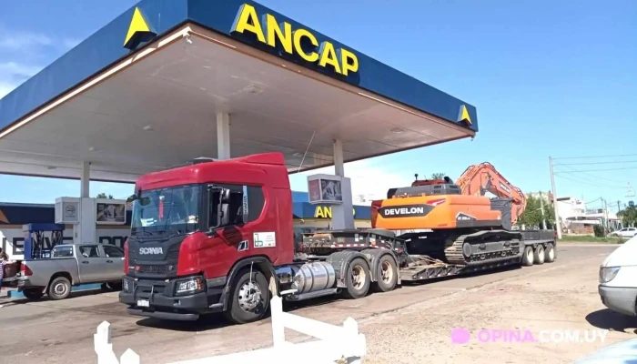 Estacion Ancap:  Artigas - Gasolinera