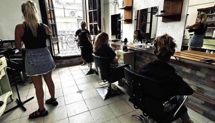 Estilo Urbano (unisex) espacio privado - 91000 Pando