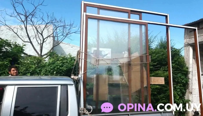 Fabian Larronda fabricacion en aluminio y reformas - 65000 Fray Bentos