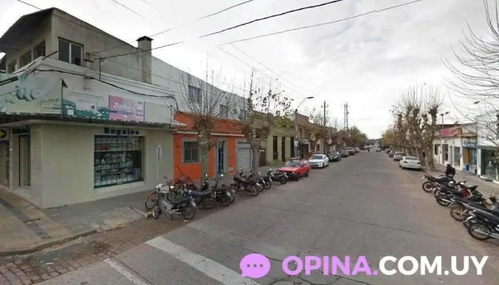 Farmacia Cortiglia - Santiago Gadea