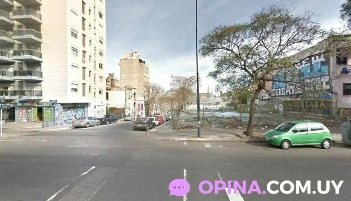 FarmaGlobal 14 - 11300 Montevideo