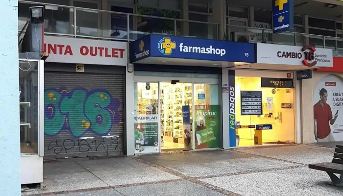 Farmashop 76 - 20100 Punta Del Este