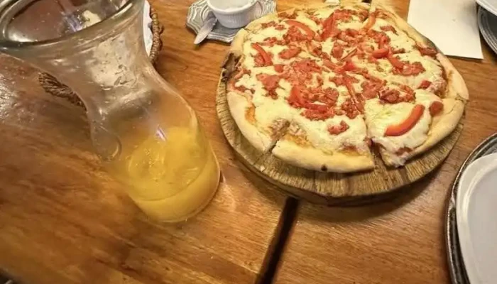 Fellini Pocitos Pizza