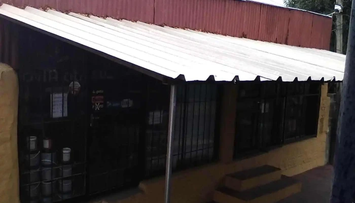 Ferretería Avenida - Mercedes