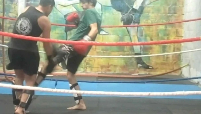 Fight Club Colonia -  Cerca De Mi - Col. del Sacramento