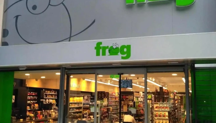 Frog Maxishop 5:  Estacionamiento - Supermercado