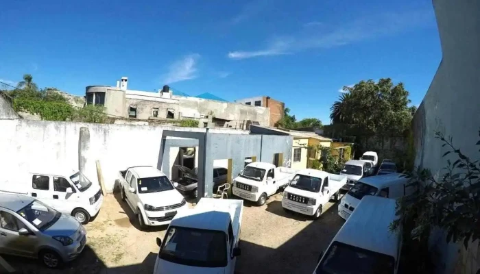 G.Arispe Automotores - 11700 Montevideo