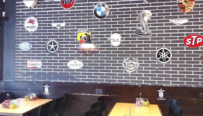 Garage Burger Punta Carretas:  Comentario 4 - Hamburguesería