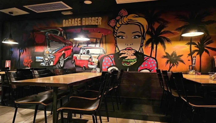 Garage Burger Punta Carretas:  Todo - Hamburguesería