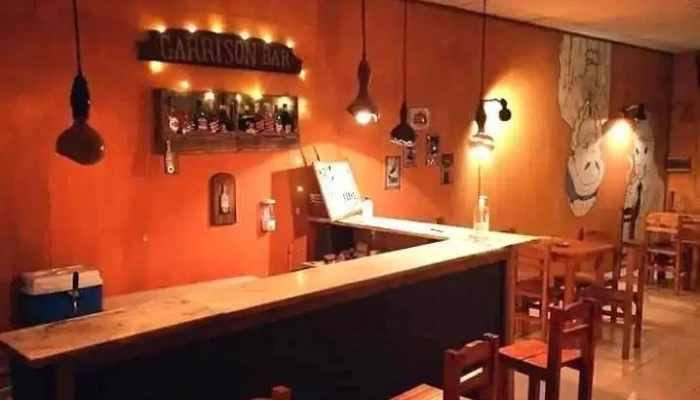 Garrison Bar:  Ambiente - Bar