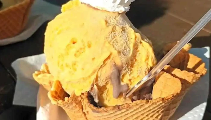 Gelato Factory:  Comidas Y Bebidas