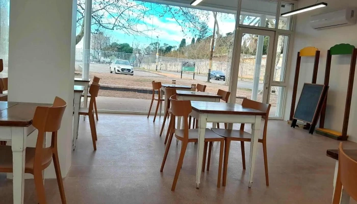 Gemitus:  Cafeteria Todo - Cafetería