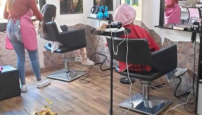 Gennesis Estilista, peluqueria unisex - 12800 Montevideo