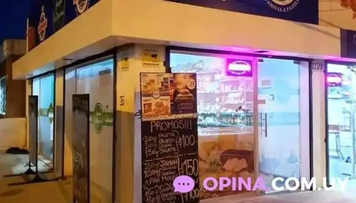 Granja La Esquina - Montevideo