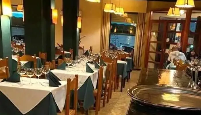 Gure:  Etxe Todas - Restaurante