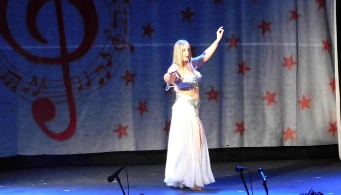 Halama Escuela De Danzas Arabes Catalogo - Maldonado