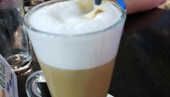 Heladeria Y Cafeteria Mare Blu:  Cafe Latte