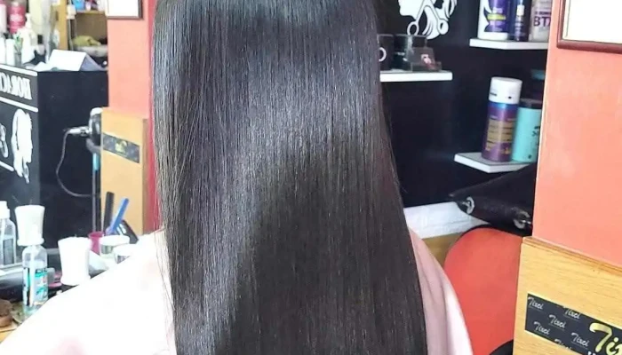 Horacio Vera estilista - 91100 San Ramón