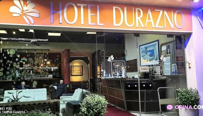 Hotel Durazno:  Exterior