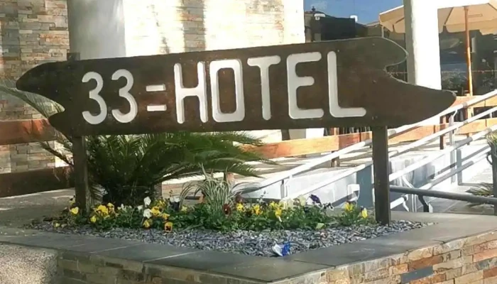 Hotel Treinta Y Tres:  Videos - Hotel