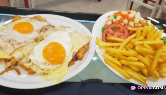 Hoy Cocina La Abuela Srl:  Milanesa