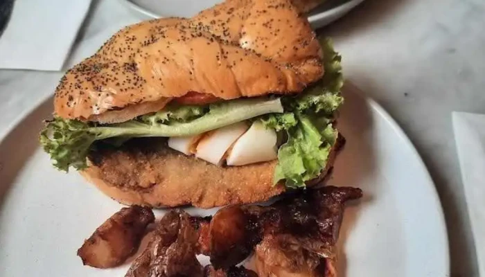 Hoy Te Quiero:  Sandwich De Pollo