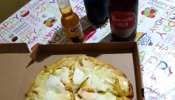 Iduefratelli:  Comidas Y Bebidas - Pizzería