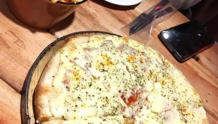 Iduefratelli:  Pizza - Pizzería