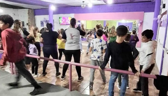 Ilusion Danza Del Propietario - Barra del Chuy