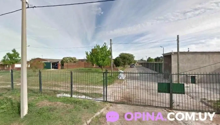 Instituto Iep Clases particulares - Camino Buffa 2462