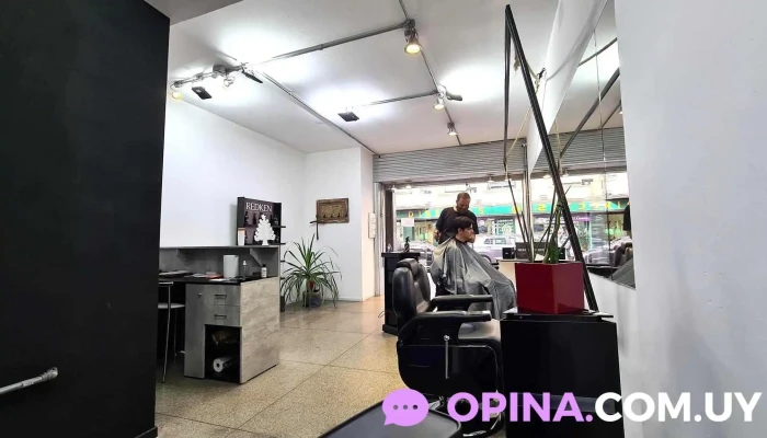 Invictus - 11000 Montevideo