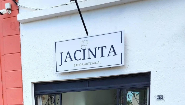 Jacinta:  Comentario 1 - Cafetería