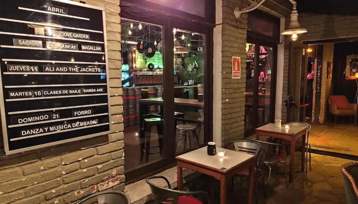 Jardin Cervecero Pinar Ambiente - Cervecería