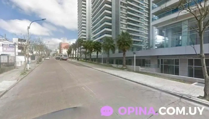 Jardín de infantes N°221 Juana de América - Montevideo