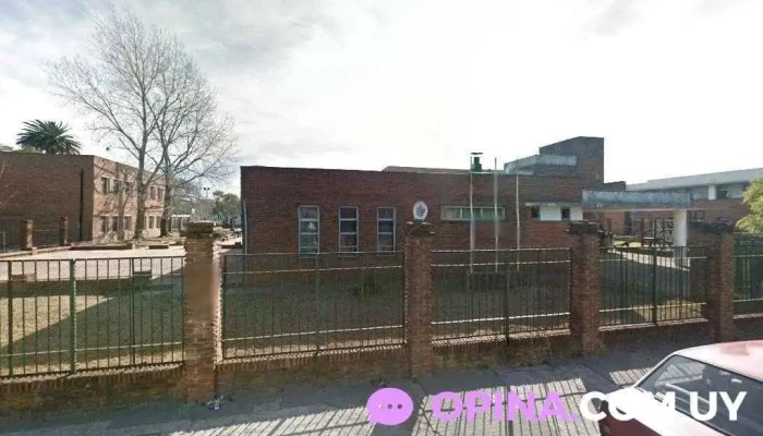 Jardín de Infantes Público Nº328 "alfredo Traversoni" - Montevideo