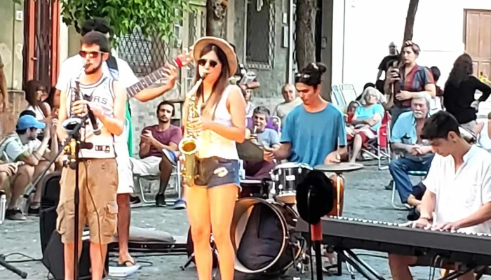 Jazz A La Calle -  Catalogo - Mercedes