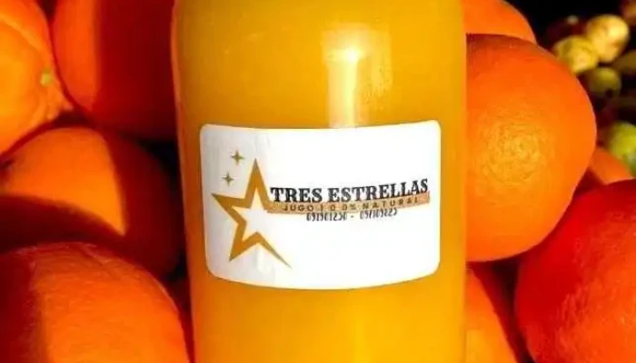 Jugo De Naranja Las Tres Estrellas:  Comidas Y Bebidas - Cafetería