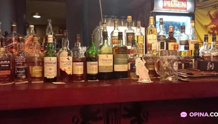 Kendrew:  Scottish Bar Whisky - Bar