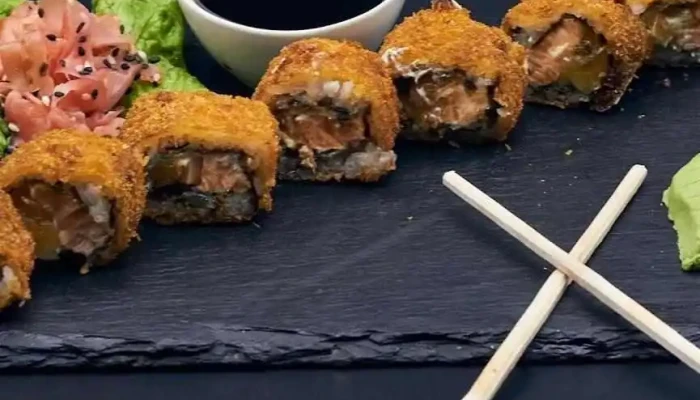 Kimura Sushi:  Comida Y Bebida