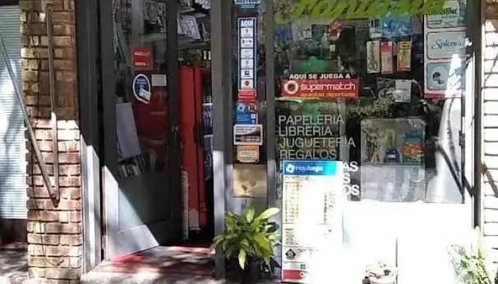 Kiosko Salón Fantasía - Regalería Papelería - Montevideo