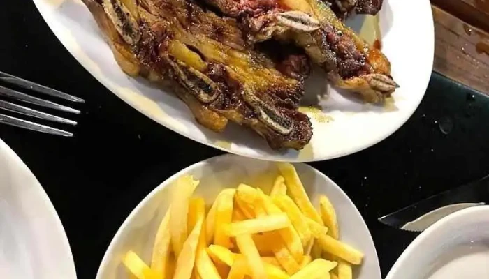 La Cantina Del Giglio El Asador Papas Fritas